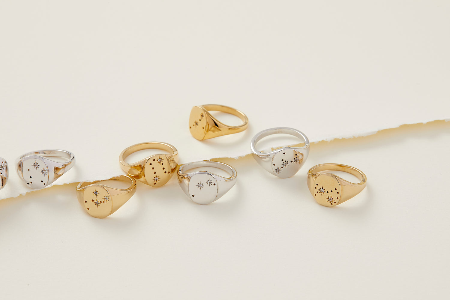 SIGNET RINGS